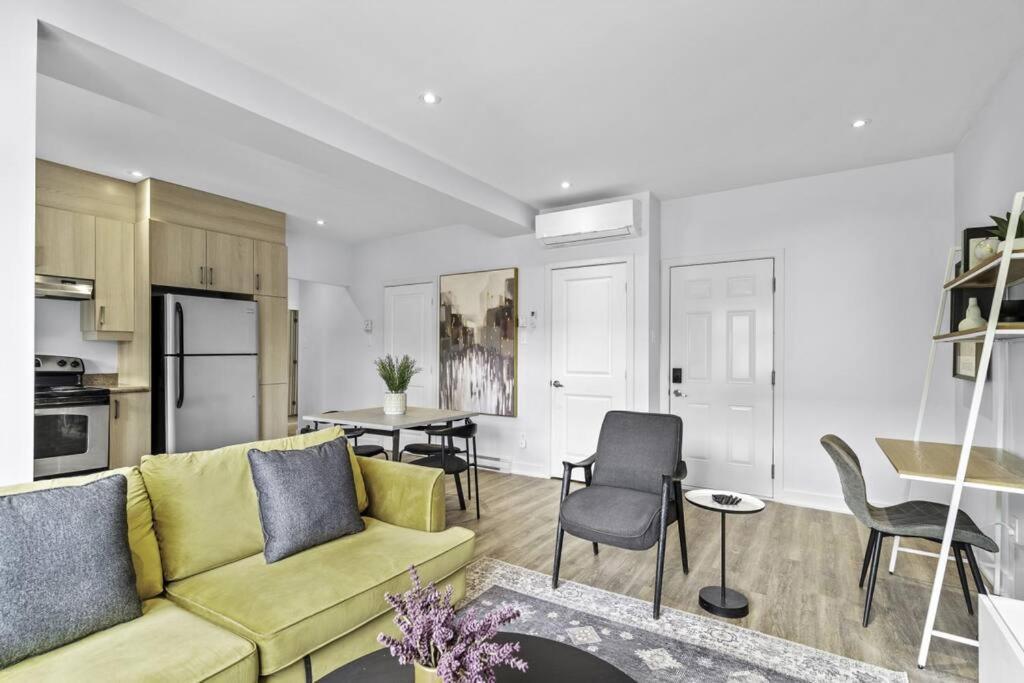 Stylish 2 Bedroom Haven By Jean Talon Market Montréal Kültér fotó