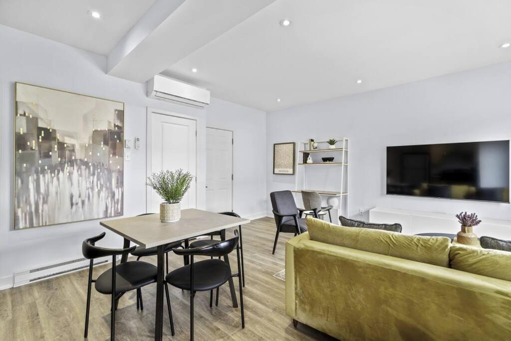 Stylish 2 Bedroom Haven By Jean Talon Market Montréal Kültér fotó